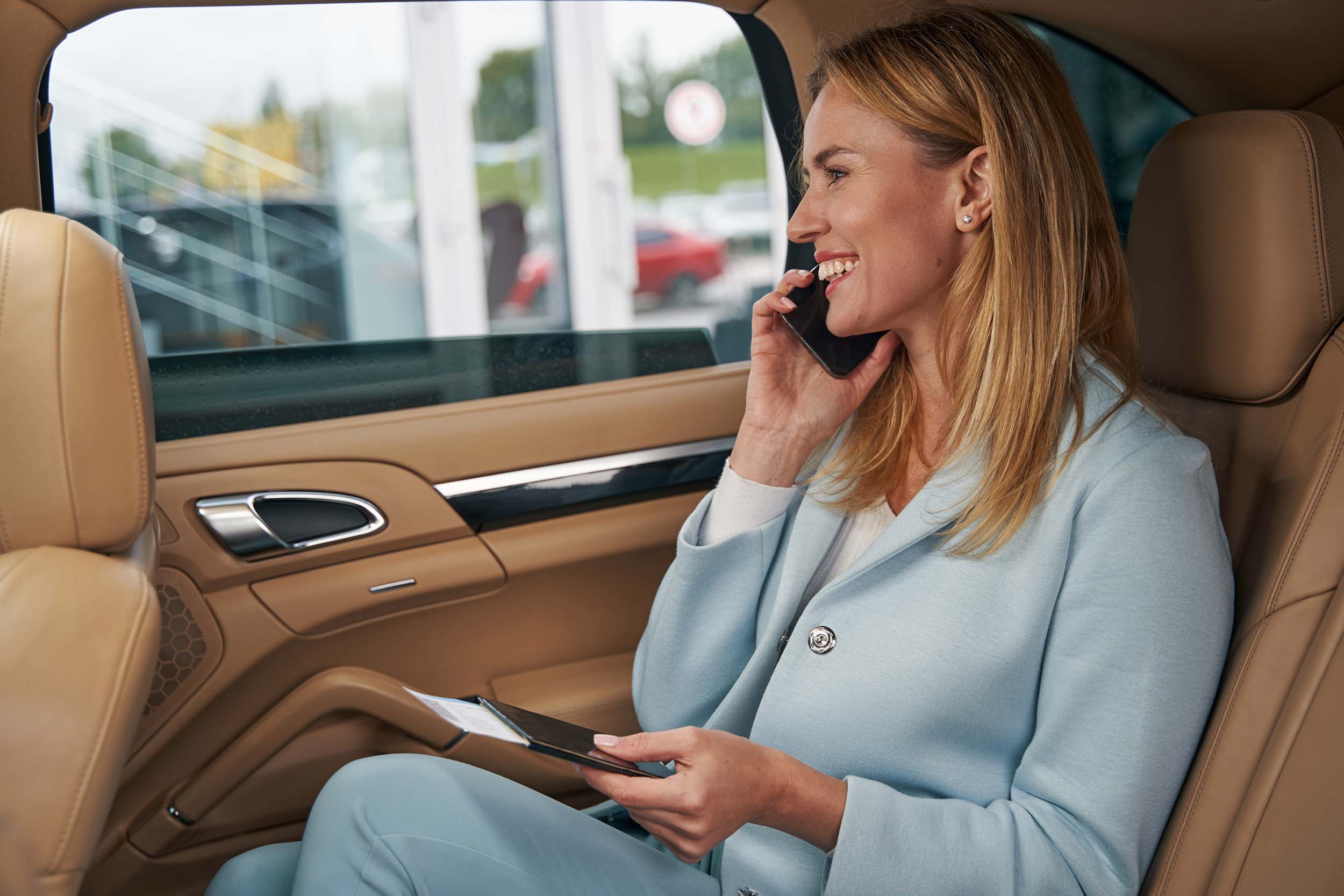 let's build a better community together. Ride United app, Ride United Community, Ride United safety, Ride United Driver, Ride United request a ride, ride for you, transportation, Ride United app, Taxi driving, san diego union, taxi union
